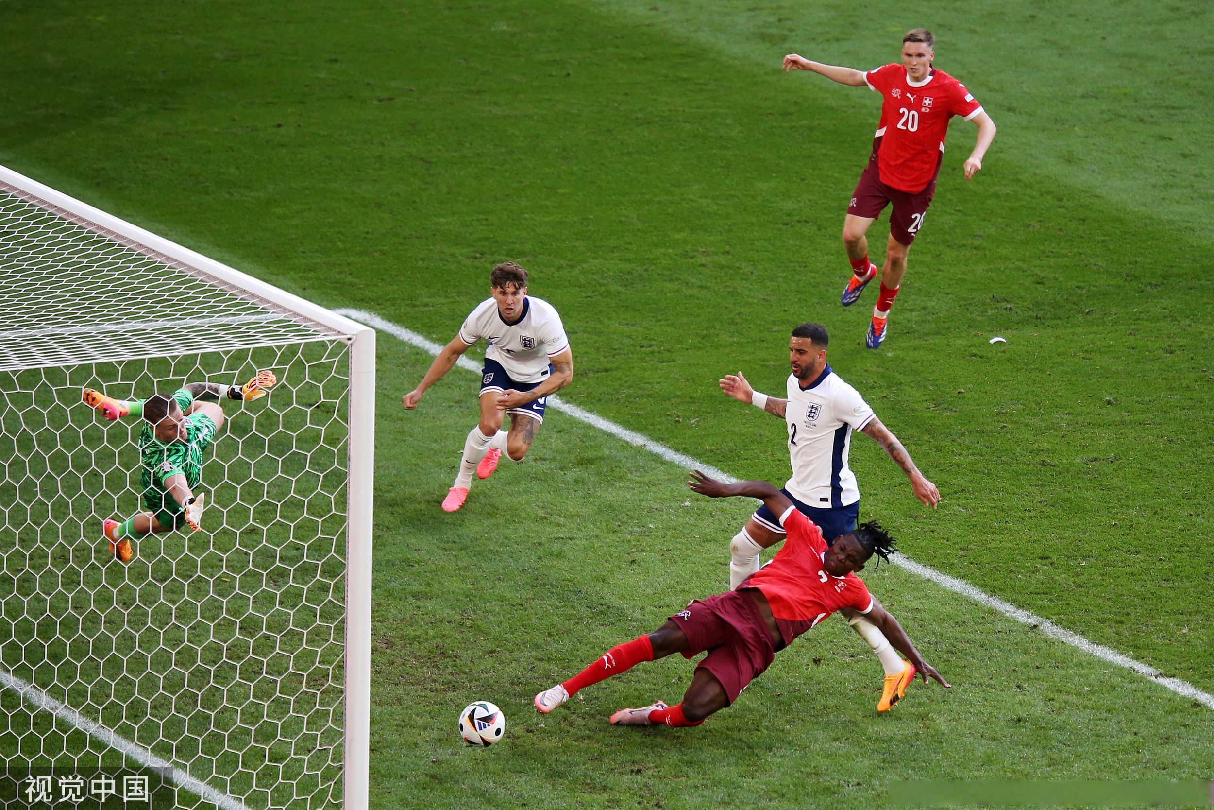 开云体育APP下载-英格兰队逆转瑞典队，马龙点燃赛场