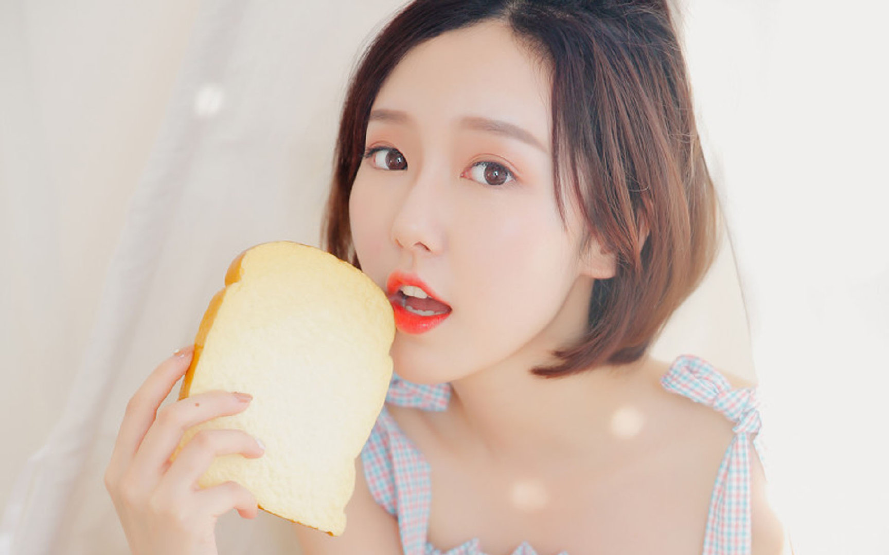 开云体育-续写欧联神话！阿克化身关键先生，塞维利亚连续得分压制意甲劲旅那不勒斯