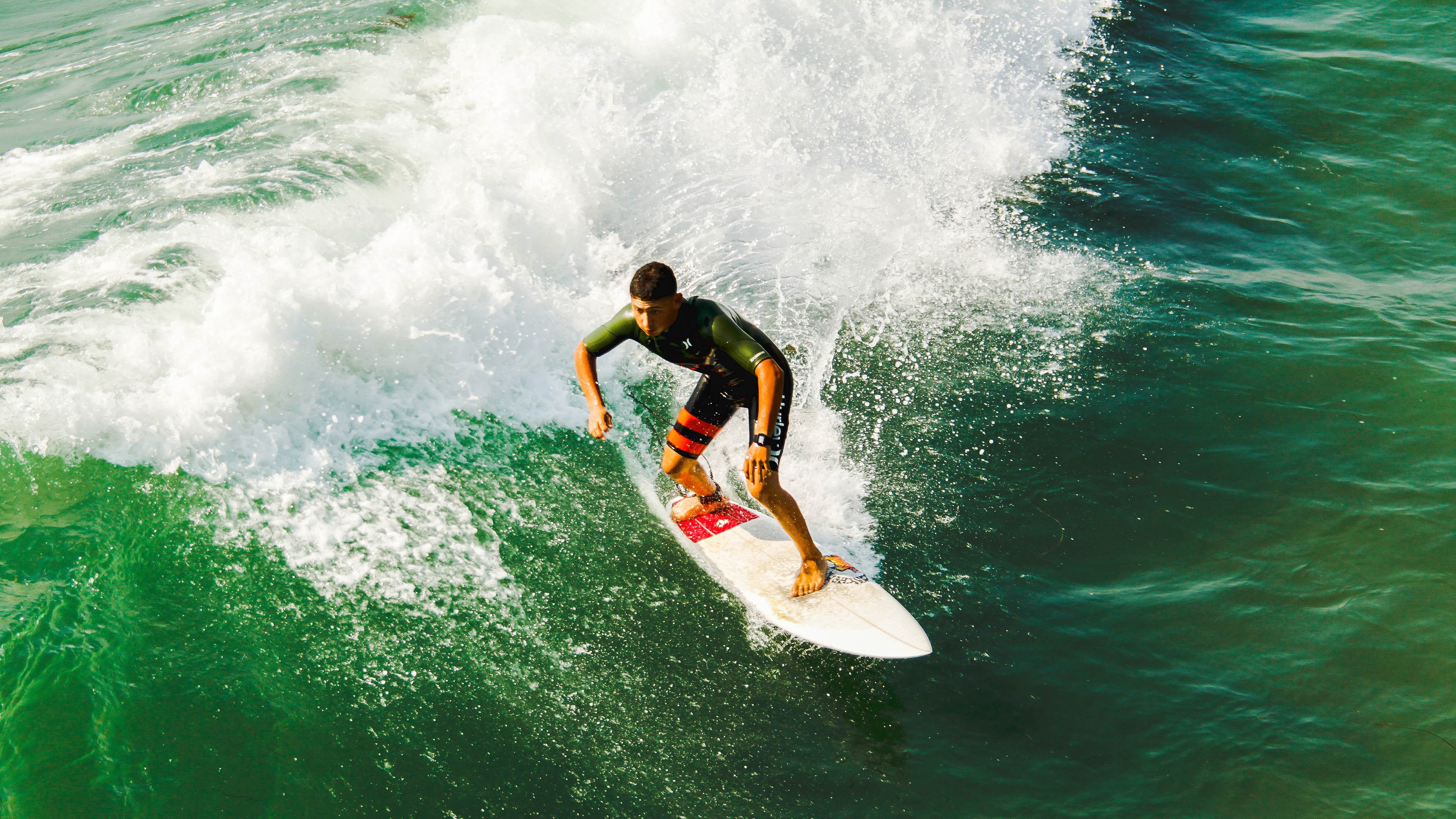 压哨绝杀，不仅是三分，从阿森纳的夜空，读懂奥运周期的关键战心跳
